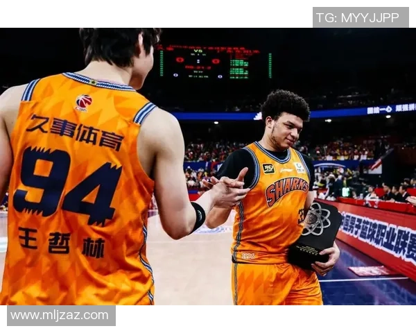 两场大胜，上海男篮已露冠军相 古德温首秀15+6万能 洛夫顿准三双