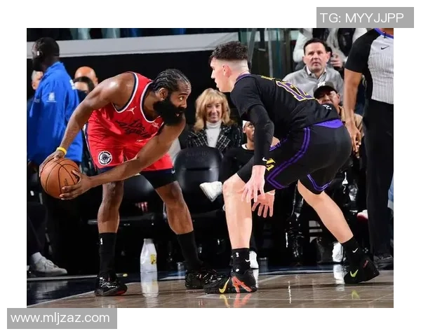 哈登比上一年还猛!23+5+8+47%命中率,却救不了乱成一锅粥的快船 哈登比上一年还猛!23+5+8+47%命中率,却救不了乱成一锅粥的快船