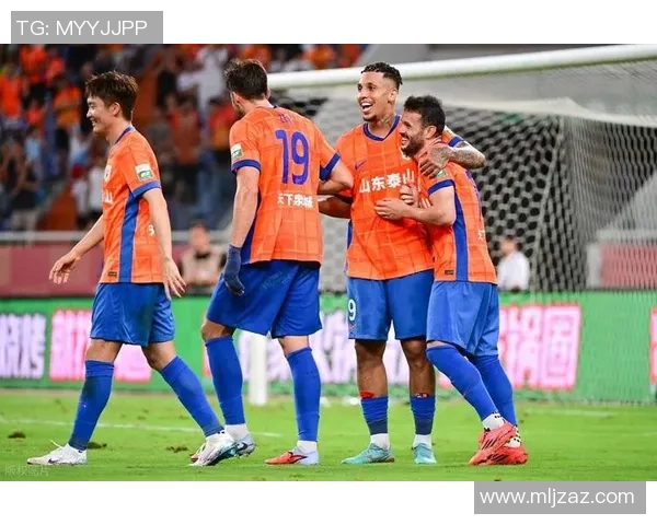 山东泰山外援洛佩斯年薪曝光，克雷桑是他6倍，沙龙物色新中卫